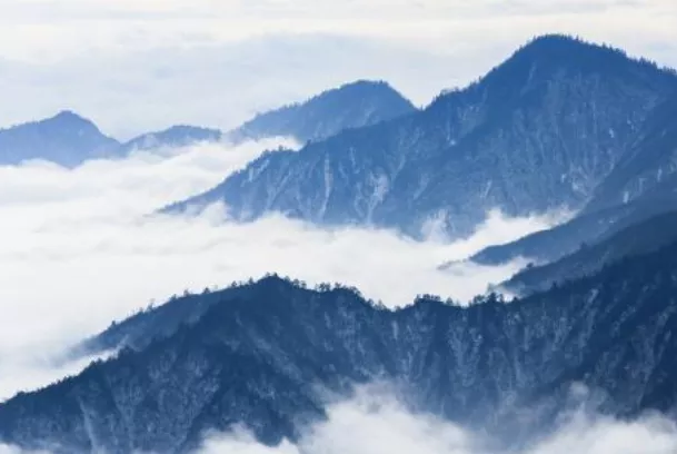 2020西嶺雪山滑雪場開放時(shí)間 四川哪些景區(qū)下雪了